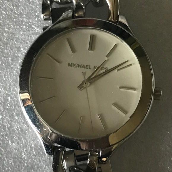 Michael Kors Women’s Slim Runway White Dial Stainless Steel Watch MK3279 - Picture 5 of 16